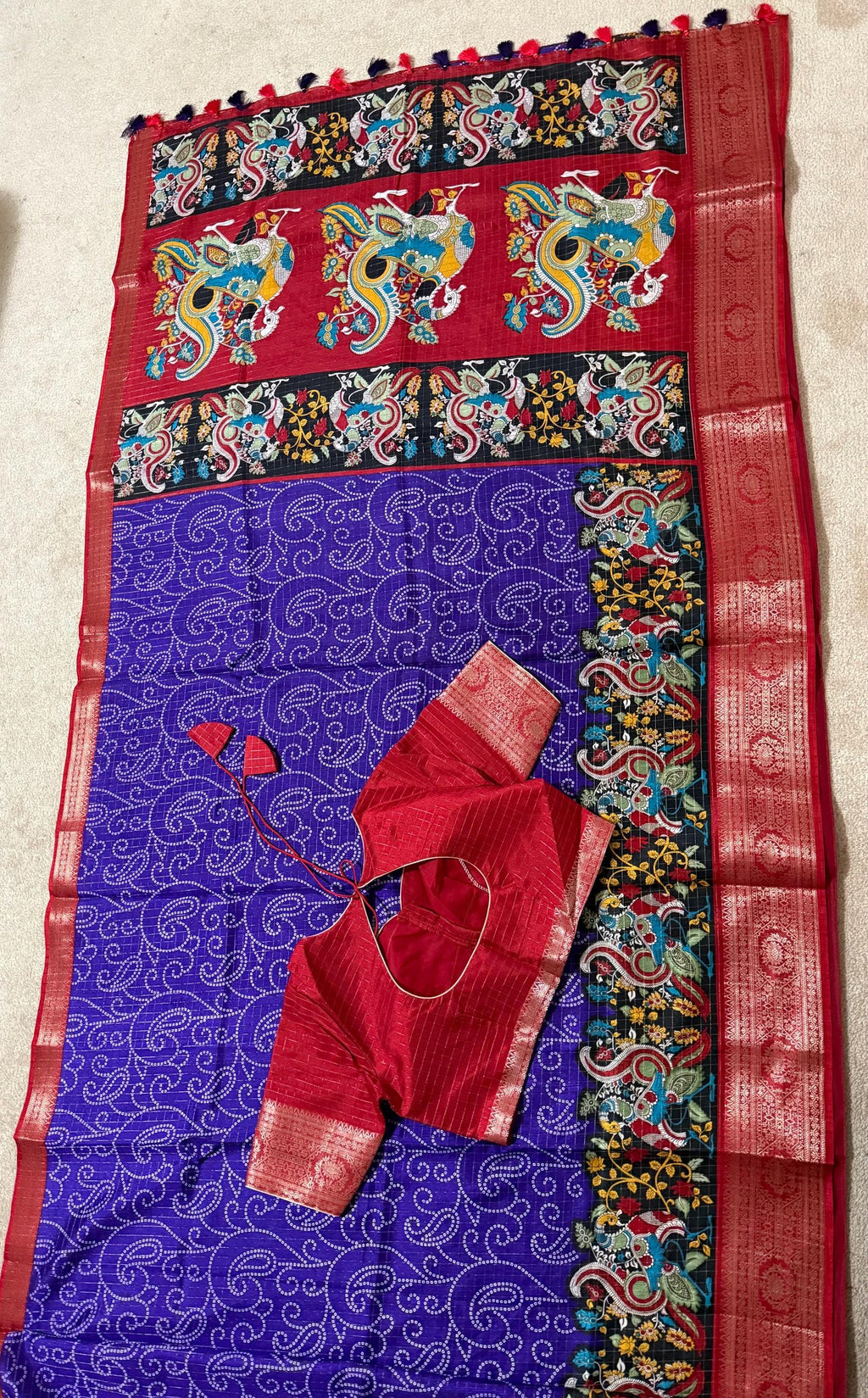 Beautiful Light weight Emarald silk saree  with Kanchi boarder  Bhandini prints ready blouse fits 32 to 46 with beautiful color combo