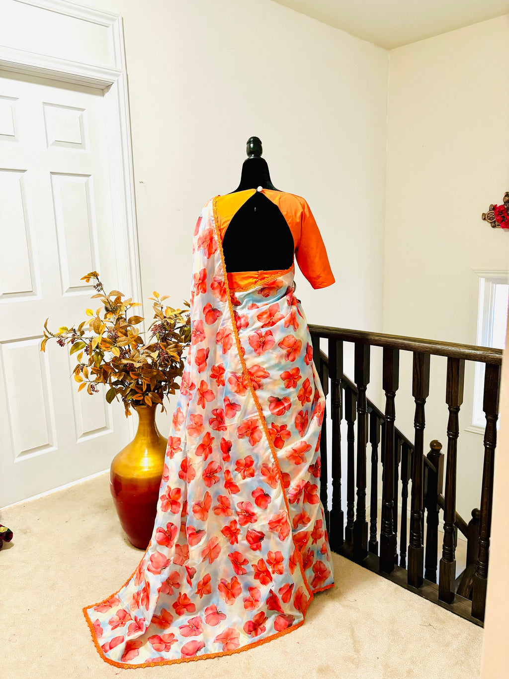 Beautiful Designer floral soft Organza Saree with beautiful lace ready to wear designer blouse fits to 32 to 46