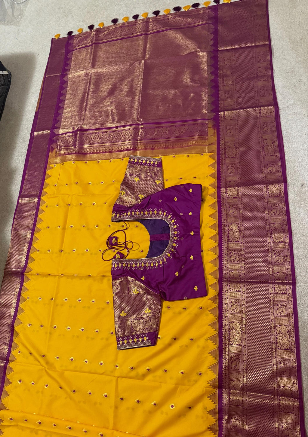 Gadwal Handloom pure silk sarees in rare colors and ready to wear blouse with embroidered blouse fits up to 32 -46 saree is ready fall pico