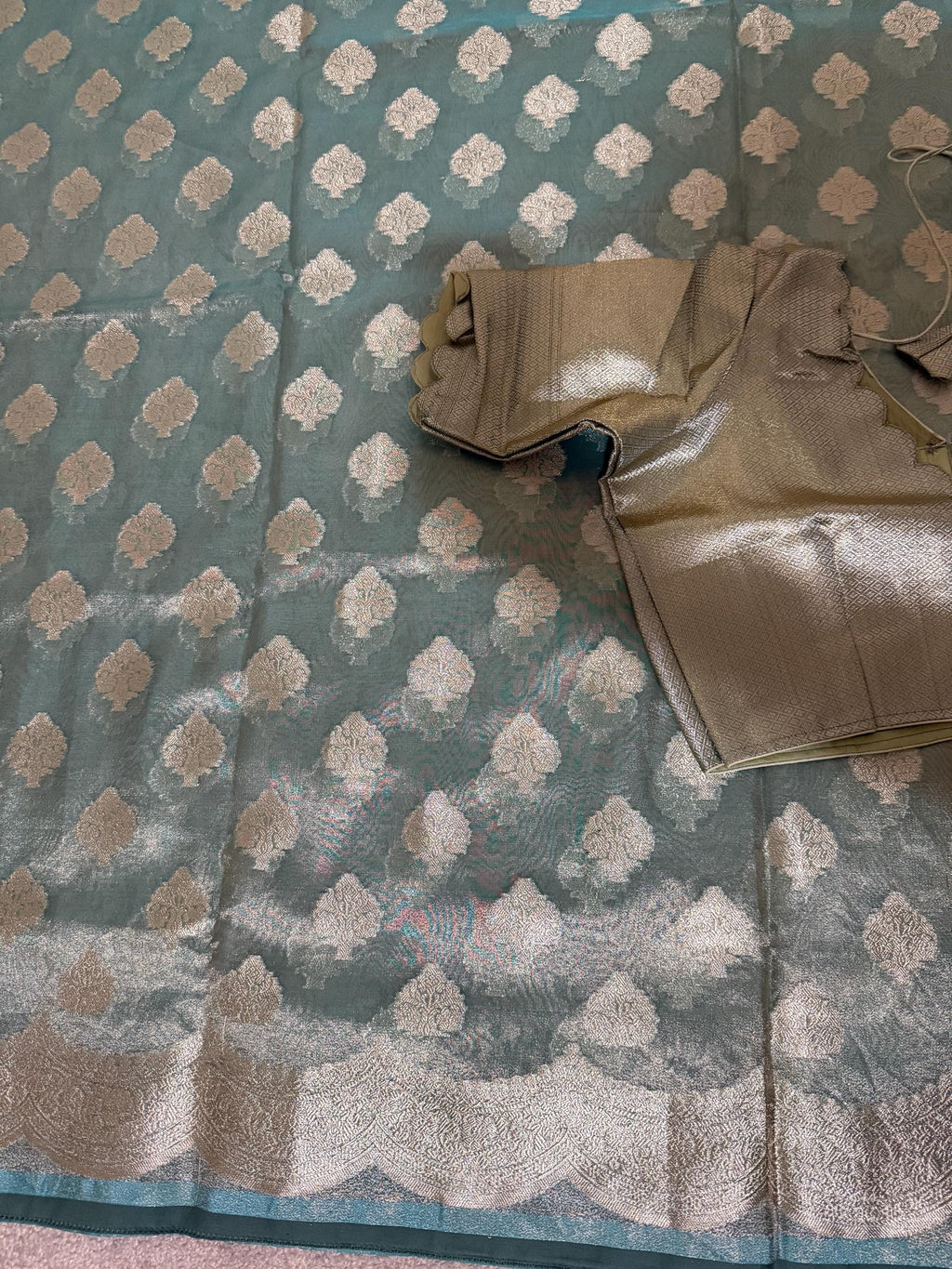 Beautiful party wear cocktail pure silk  banarasi  tissue  saree paired up with pretty designer Blouse fits 32-46