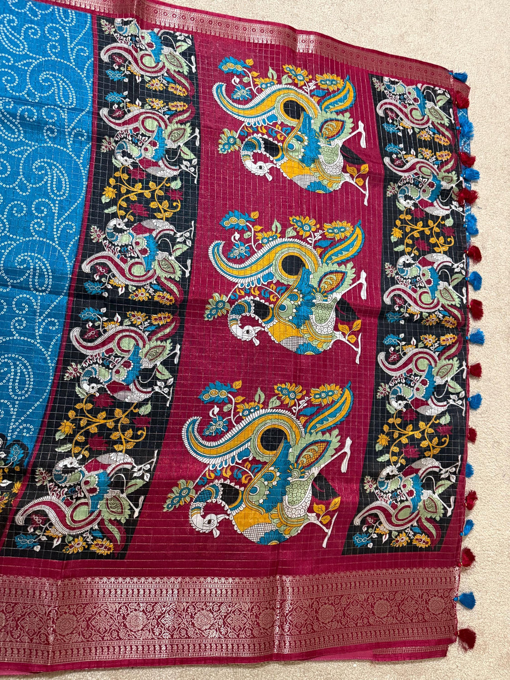 Beautiful Light weight Emarald silk saree  with Kanchi boarder  Bhandini prints ready blouse fits 32 to 46 with beautiful color combo