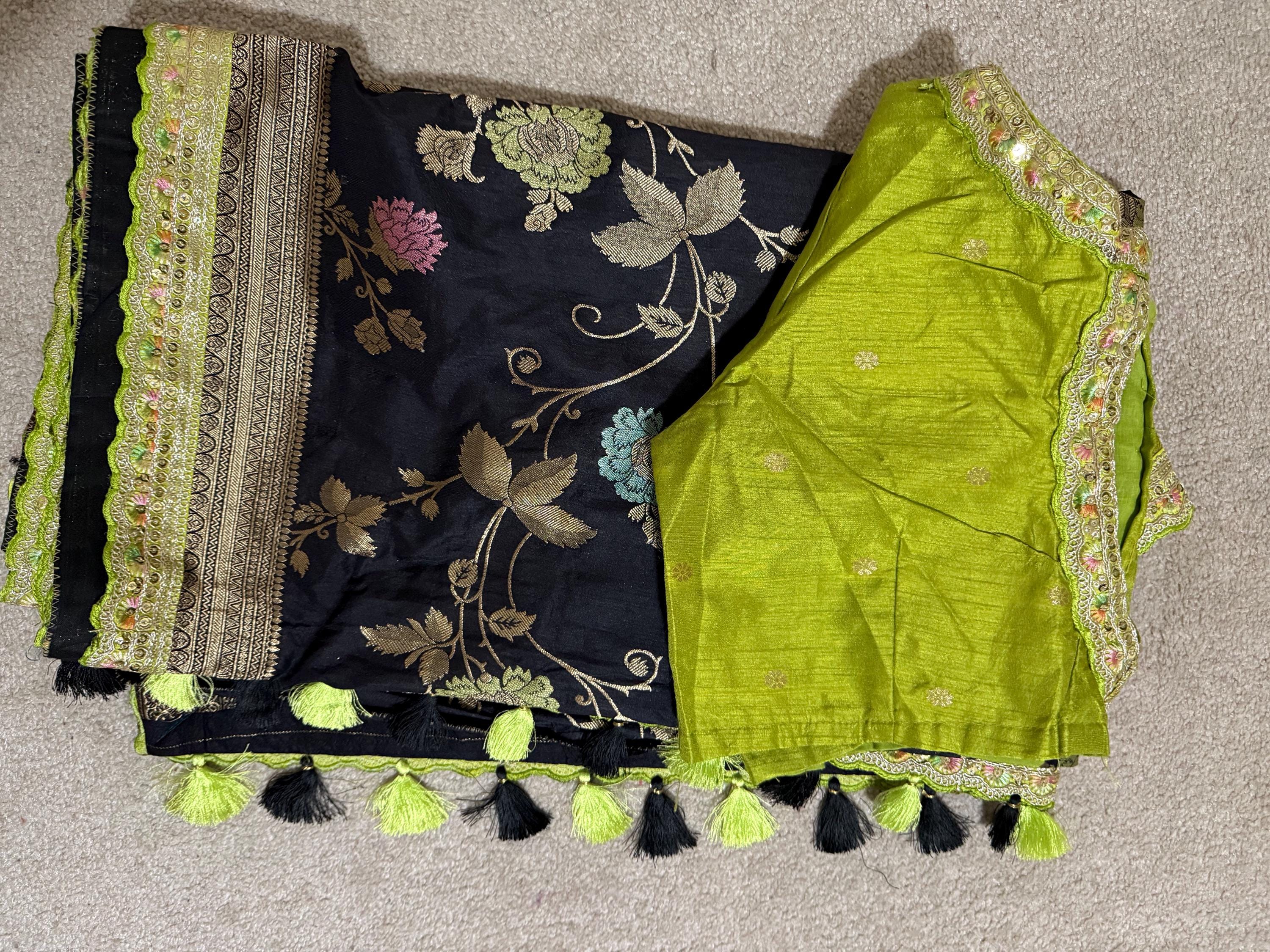 Pure banarasi  saree with figure weaving on all over thesareeweaving border on either sideRich & elegant weaving pallu blouse 34-46 size