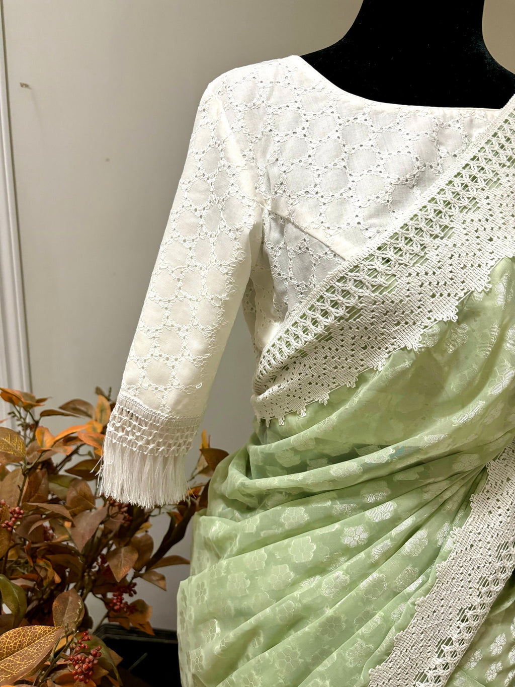 Beautiful soft falling  georgette on  sabyasachi  lace borders unique,  eye cooling pestal shades. Ready to wear designer blouse fits 32-44