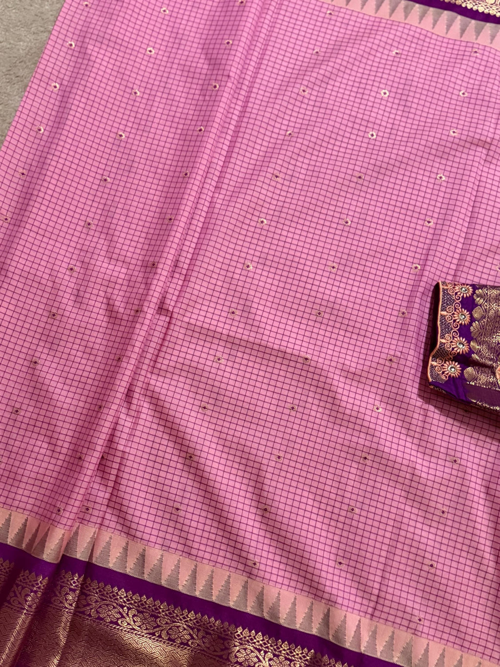 Gadwal Handloom pure silk sarees in rare colors and ready to wear blouse with embroidered blouse fits up to 32 -46 saree is ready fall pico