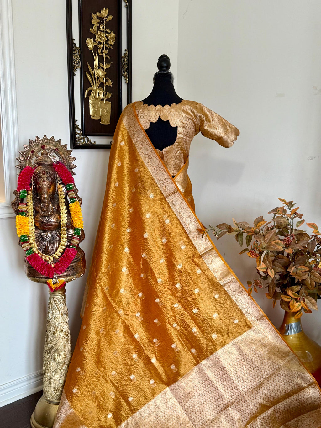 Beautiful party wear cocktail pure silk  banarasi crush tissue  saree paired up with pretty designer Blouse fits 32-46
