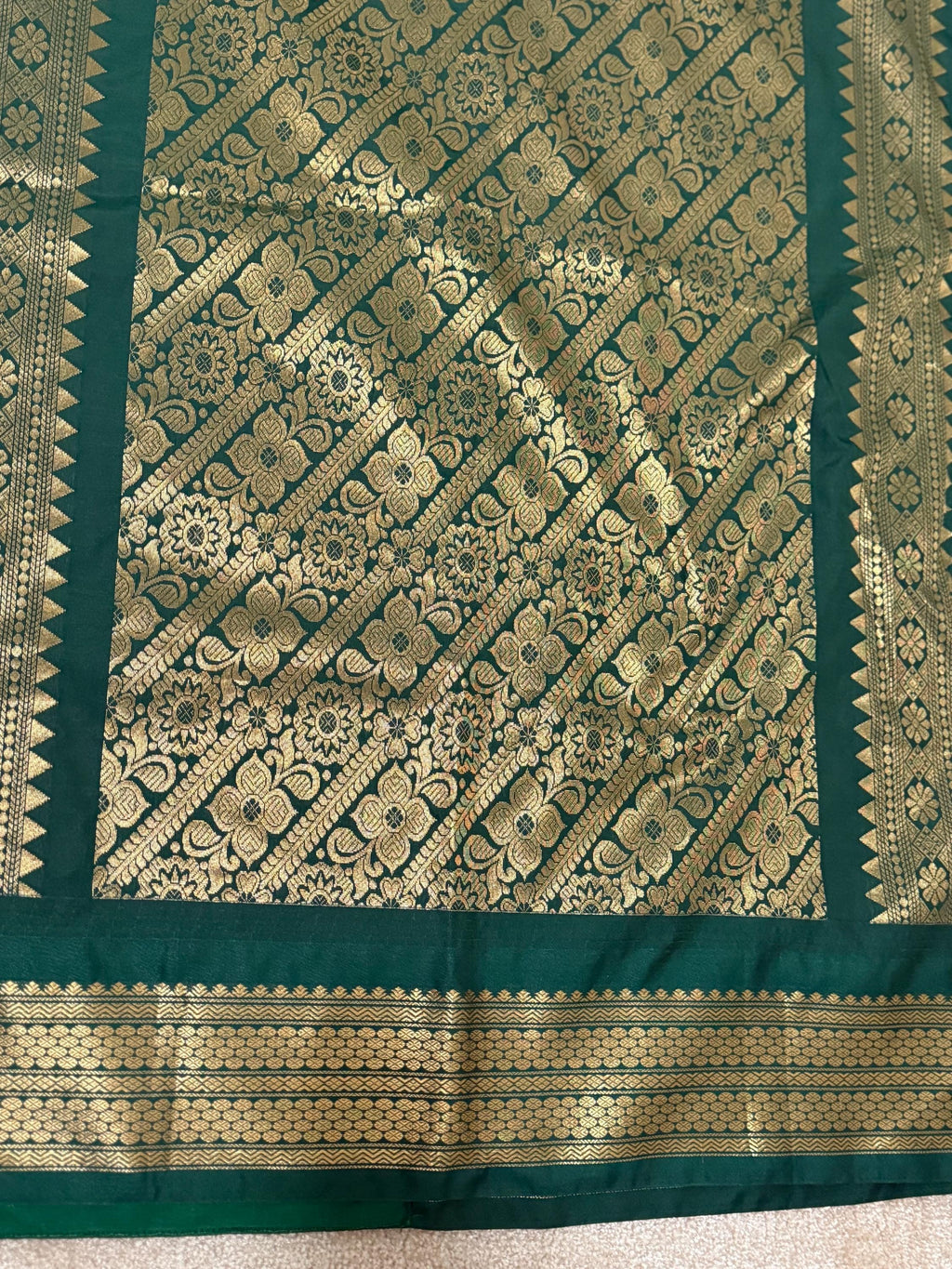 Gadwal Handloom pure silk sarees in rare colors and ready to wear blouse with embroidered blouse fits up to 32 -46 saree is ready fall pico