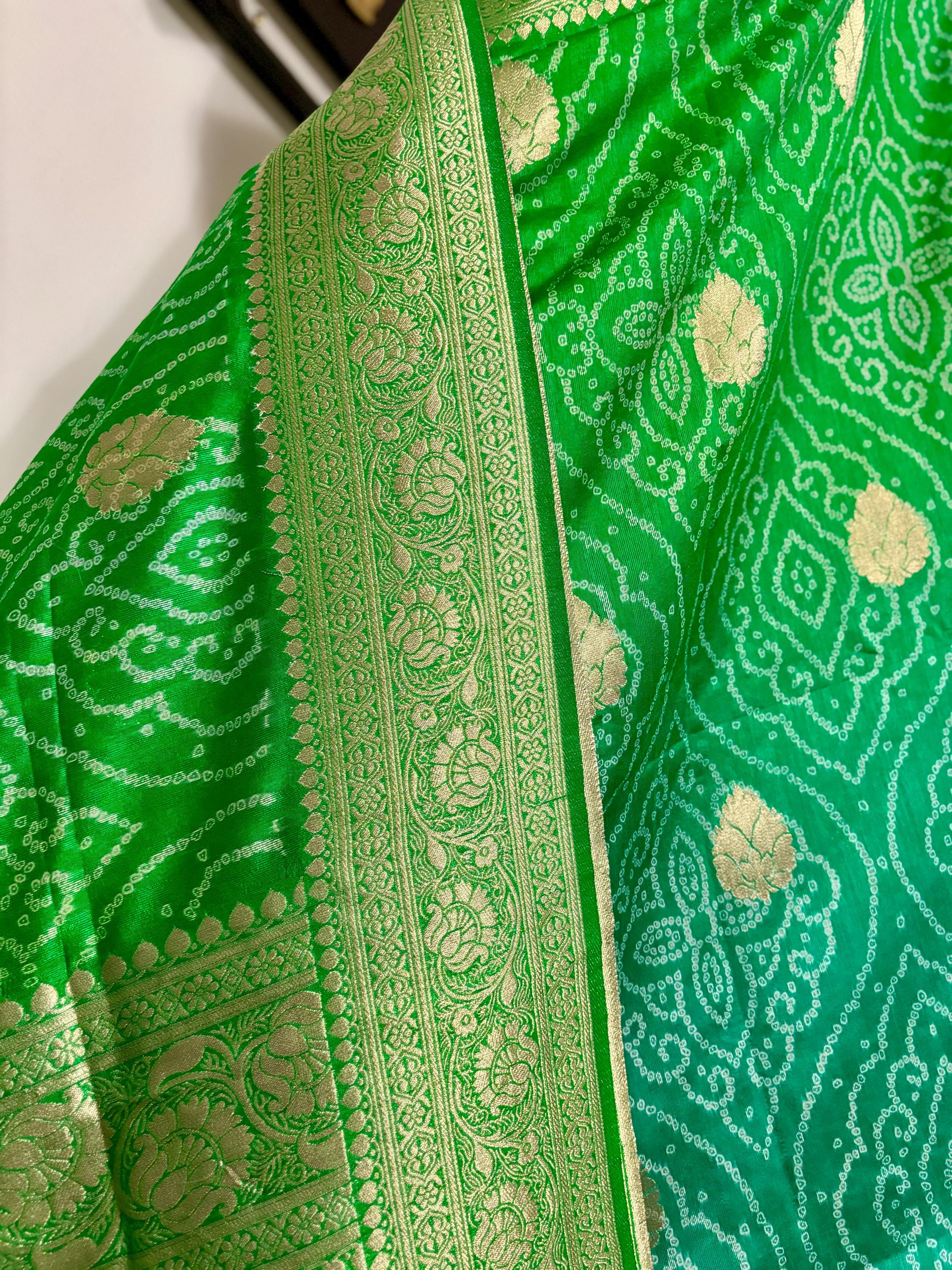 Beautiful cocktail dual shade banarasi  bandhini silk saree paired up pretty maggam blouse fits  sizes 32 -46 ready to wear prettiest blouse