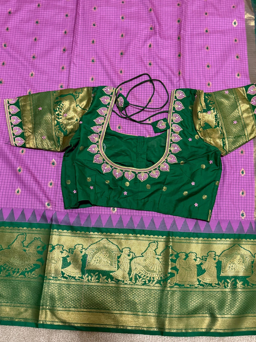 Gadwal Handloom pure silk sarees in rare colors and ready to wear blouse with embroidered blouse fits up to 32 -46 saree is ready fall pico