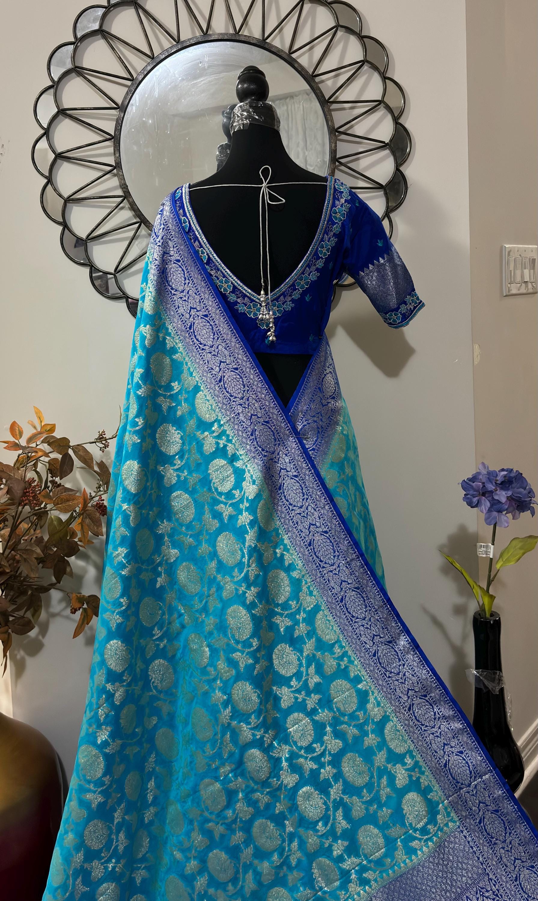 Beautiful banarasi silk saree paired up with beautiful embroidery blouse fits to 32 to 46 in beautiful rare colors all over jaal. Cocktails