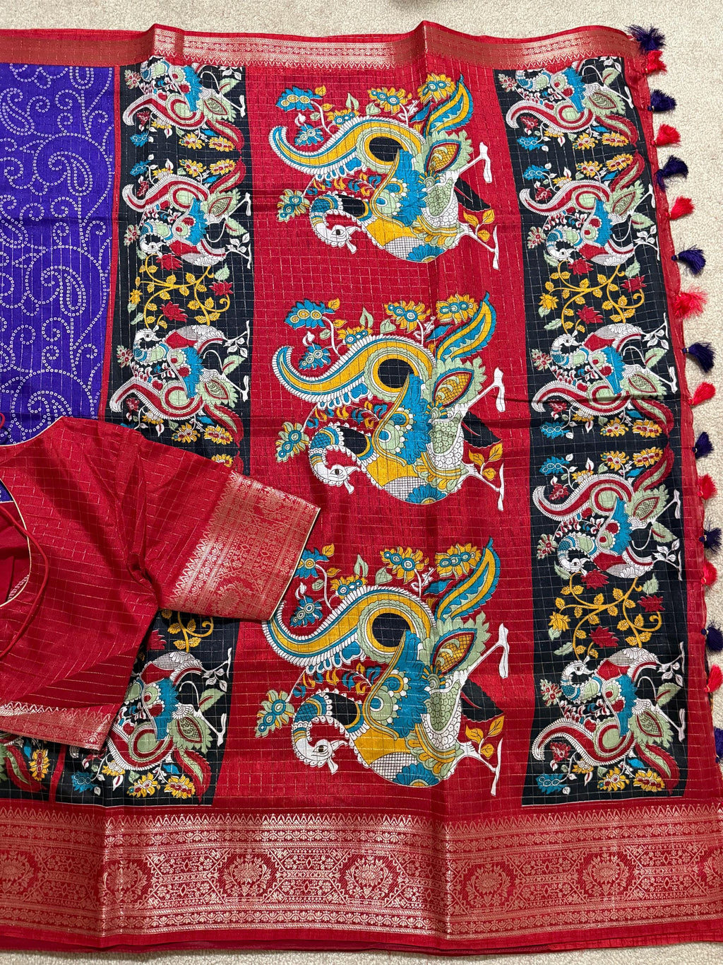 Beautiful Light weight Emarald silk saree  with Kanchi boarder  Bhandini prints ready blouse fits 32 to 46 with beautiful color combo