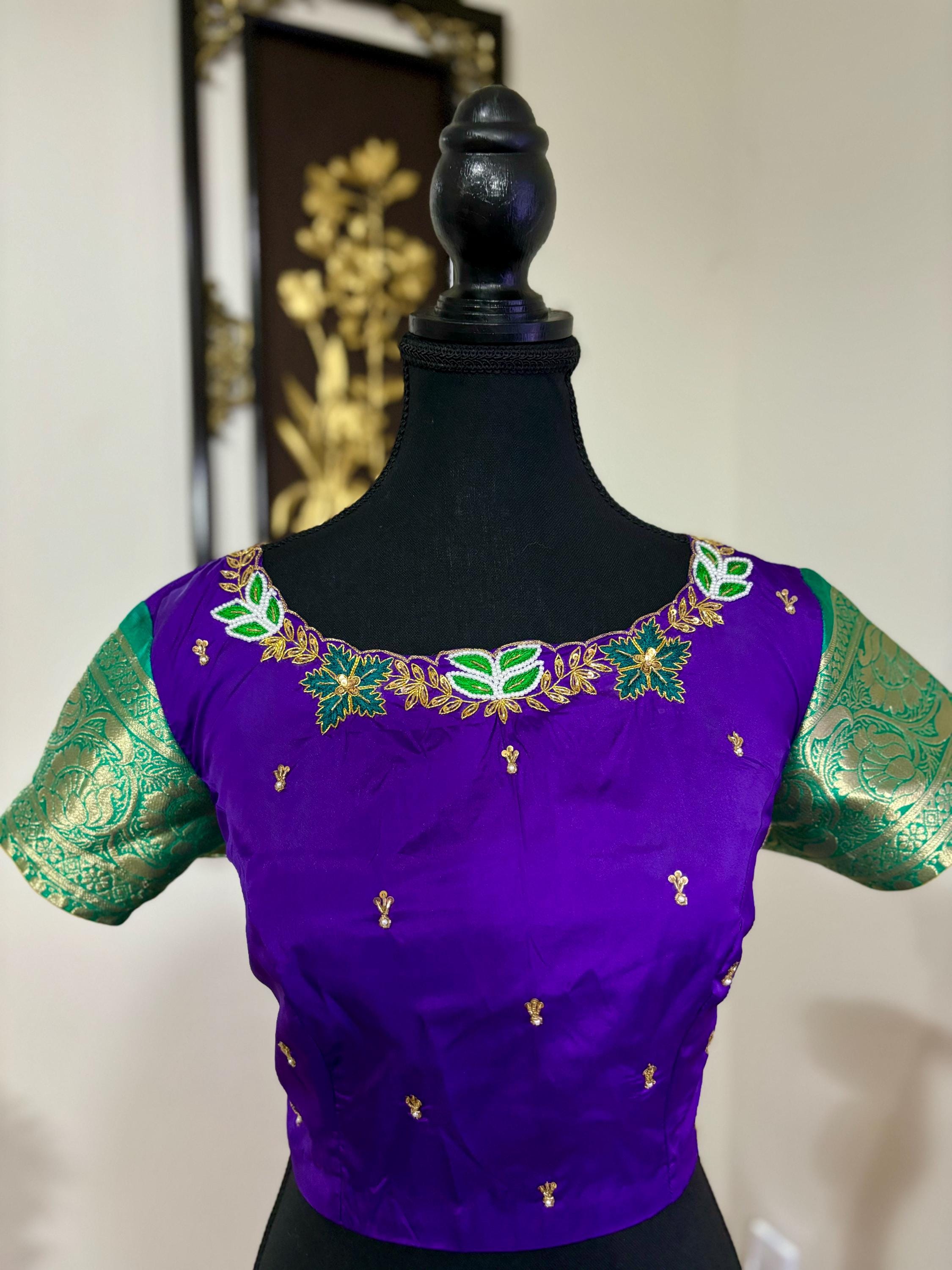 Beautiful cocktail dual shade banarasi  bandhini silk saree paired up pretty maggam blouse fits  sizes 32 -46 ready to wear prettiest blouse