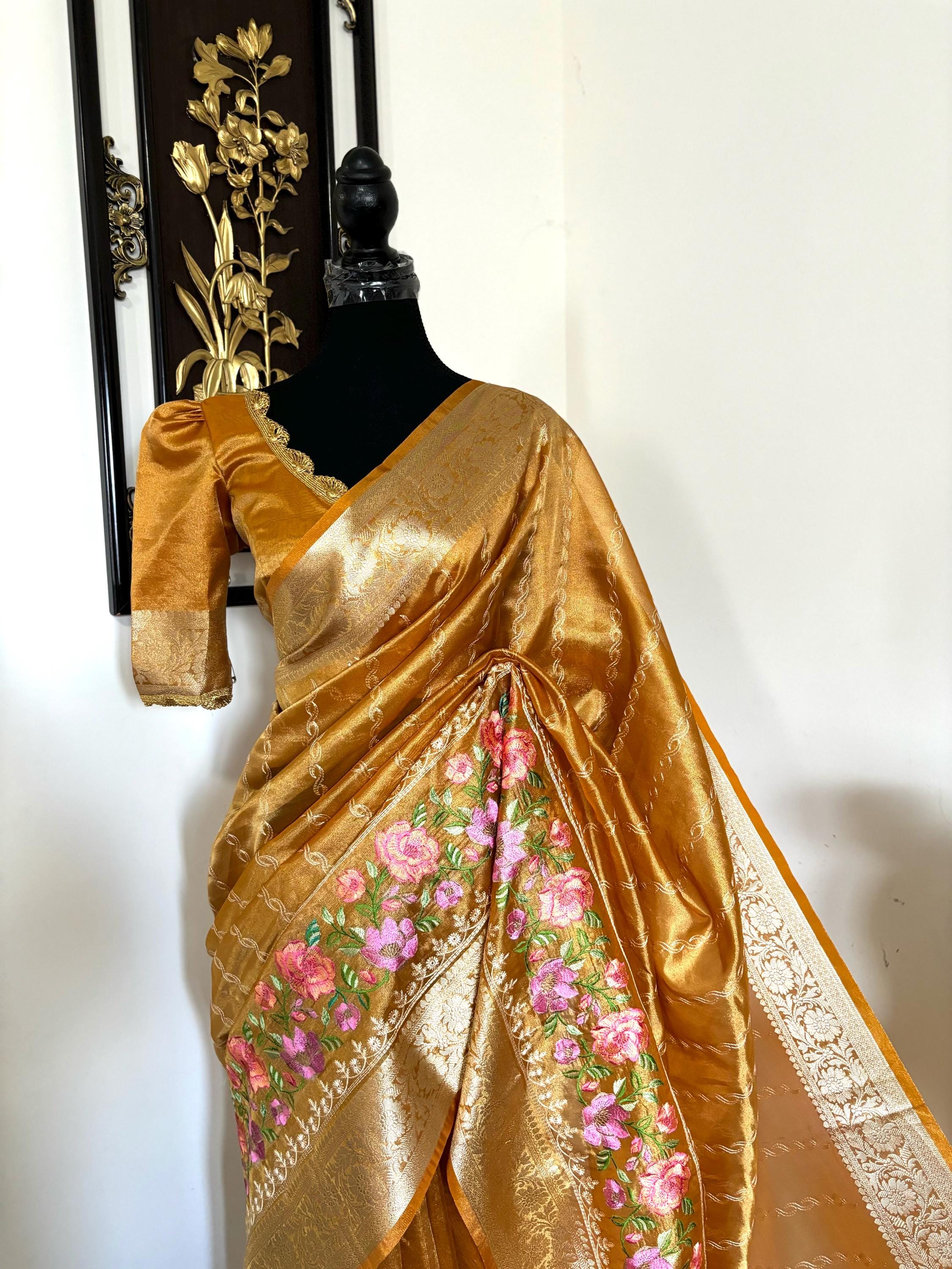 Banarasi  tissue saree with self weaving with beautifully embroidered boarder all over the saree in Golden shade rich weaving ready Blouse