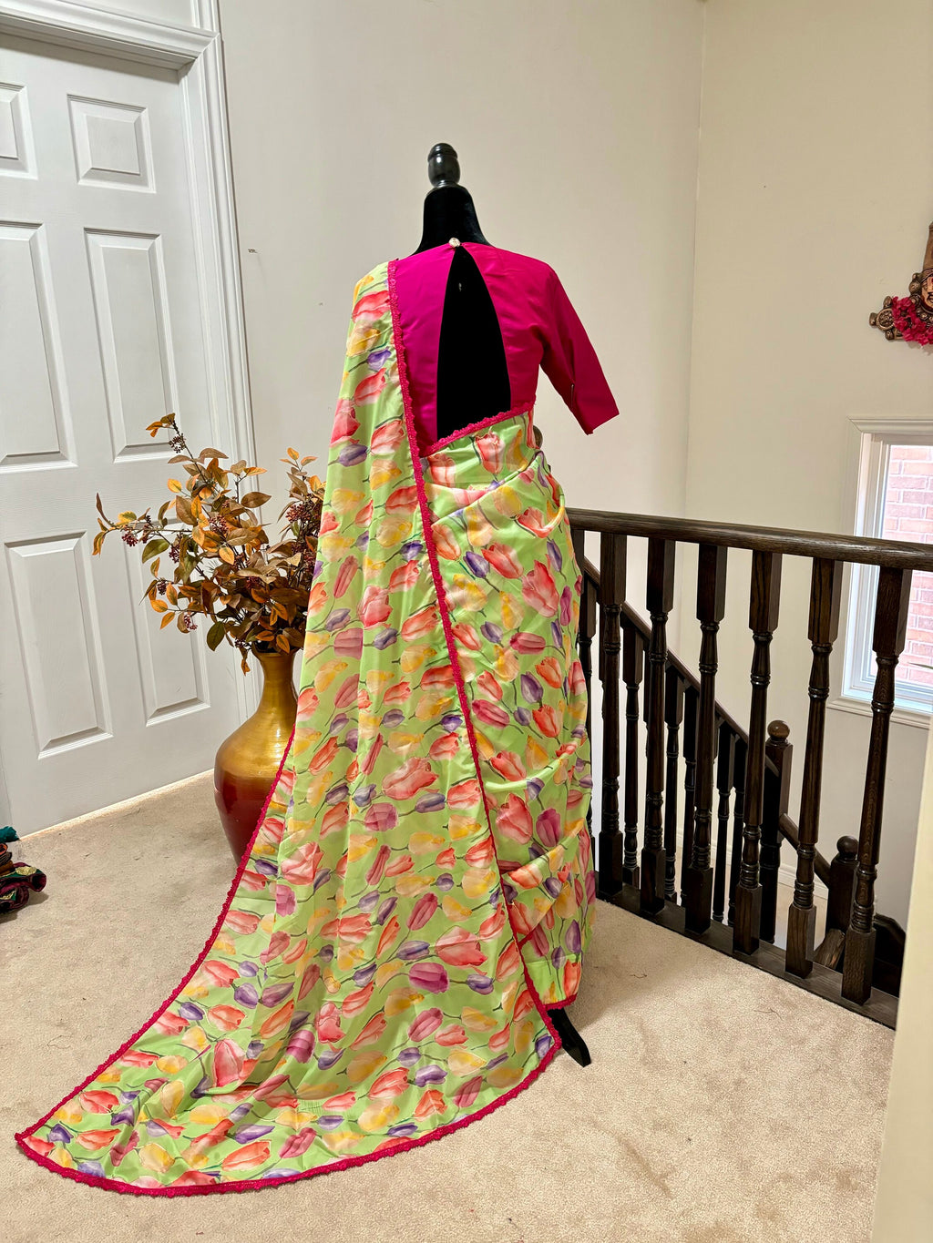 Beautiful Designer floral soft Organza Saree with beautiful lace ready to wear designer blouse fits to 32 to 46