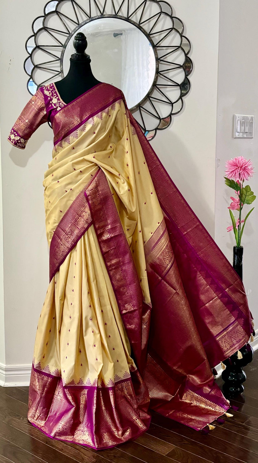 Gadwal Handloom pure silk sarees in rare colors and ready to wear blouse with embroidered blouse fits up to 32 -46 saree is ready fall pico
