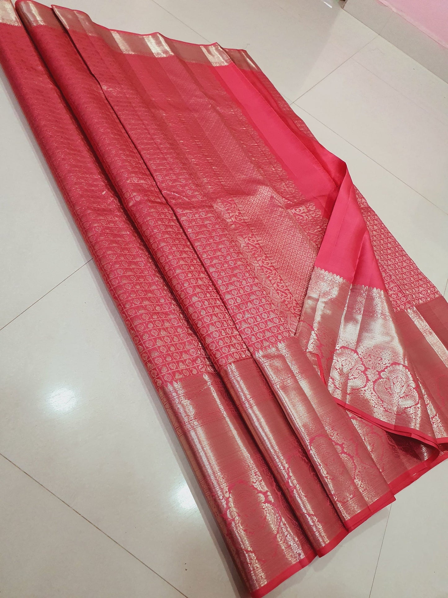 Pure Silk Kanjeevarm/Kanchipattu Sarees