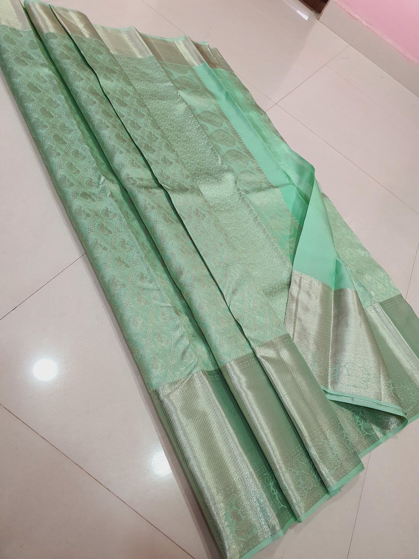 Pure Silk Kanjeevarm/Kanchipattu Sarees