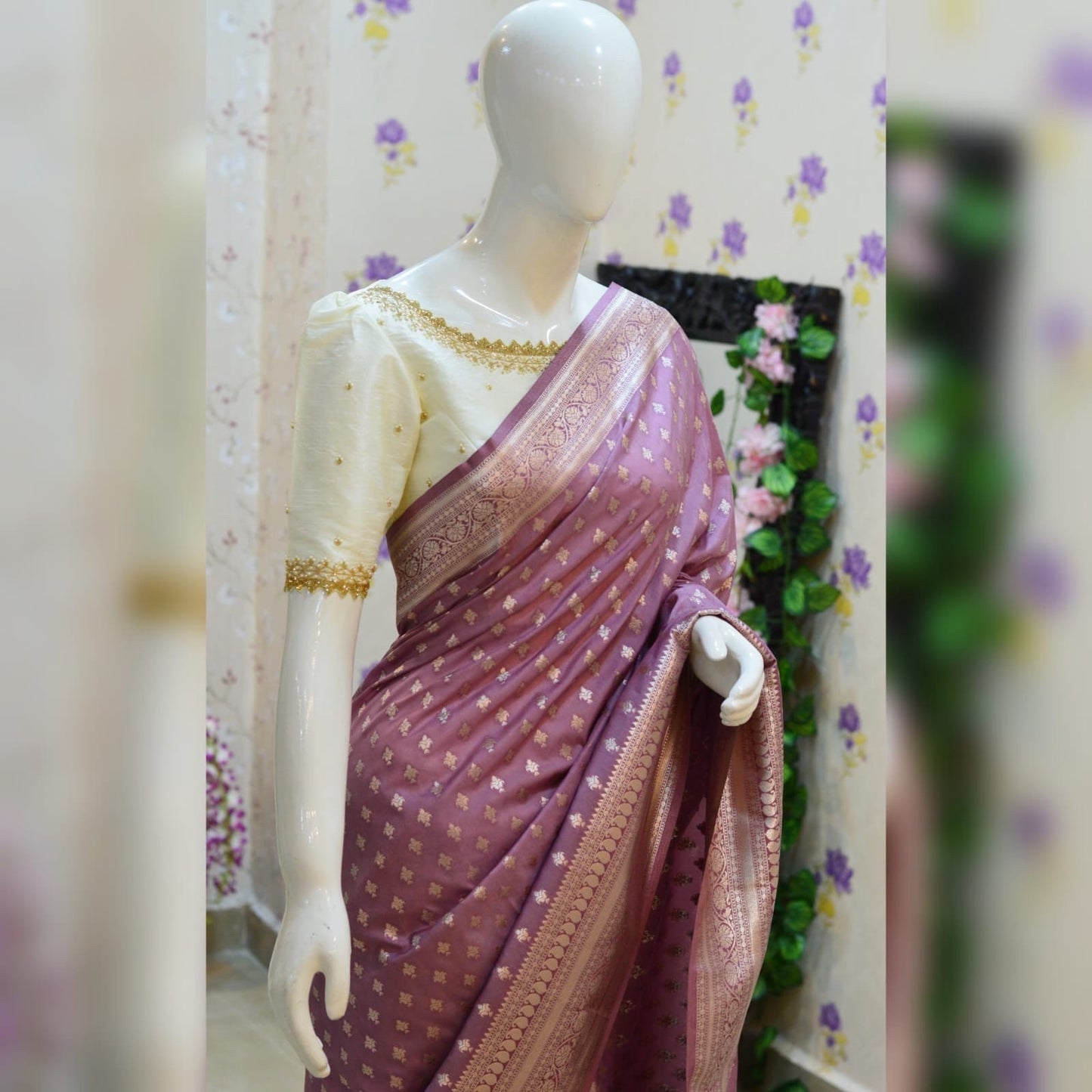 Beautiful soft banarasi pattu saree paired up with pretty maggam work blouse. Ready to wear Blouse sizes fits to 32 to 46