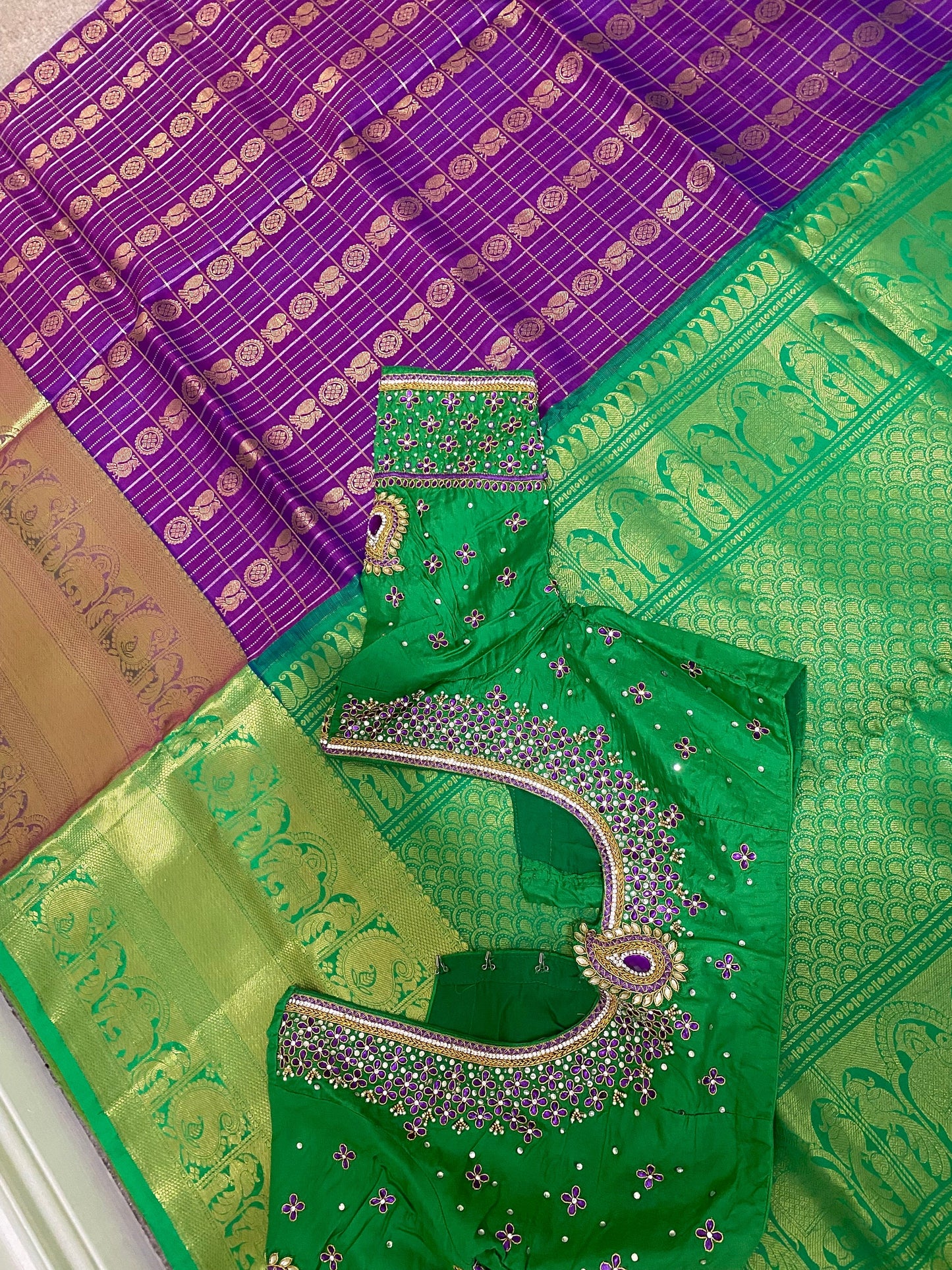 Kanchipuram pure silk handloom 2 jari Butta korvai with ready to wear hand made Maggam  blouse fits to 32 to 44