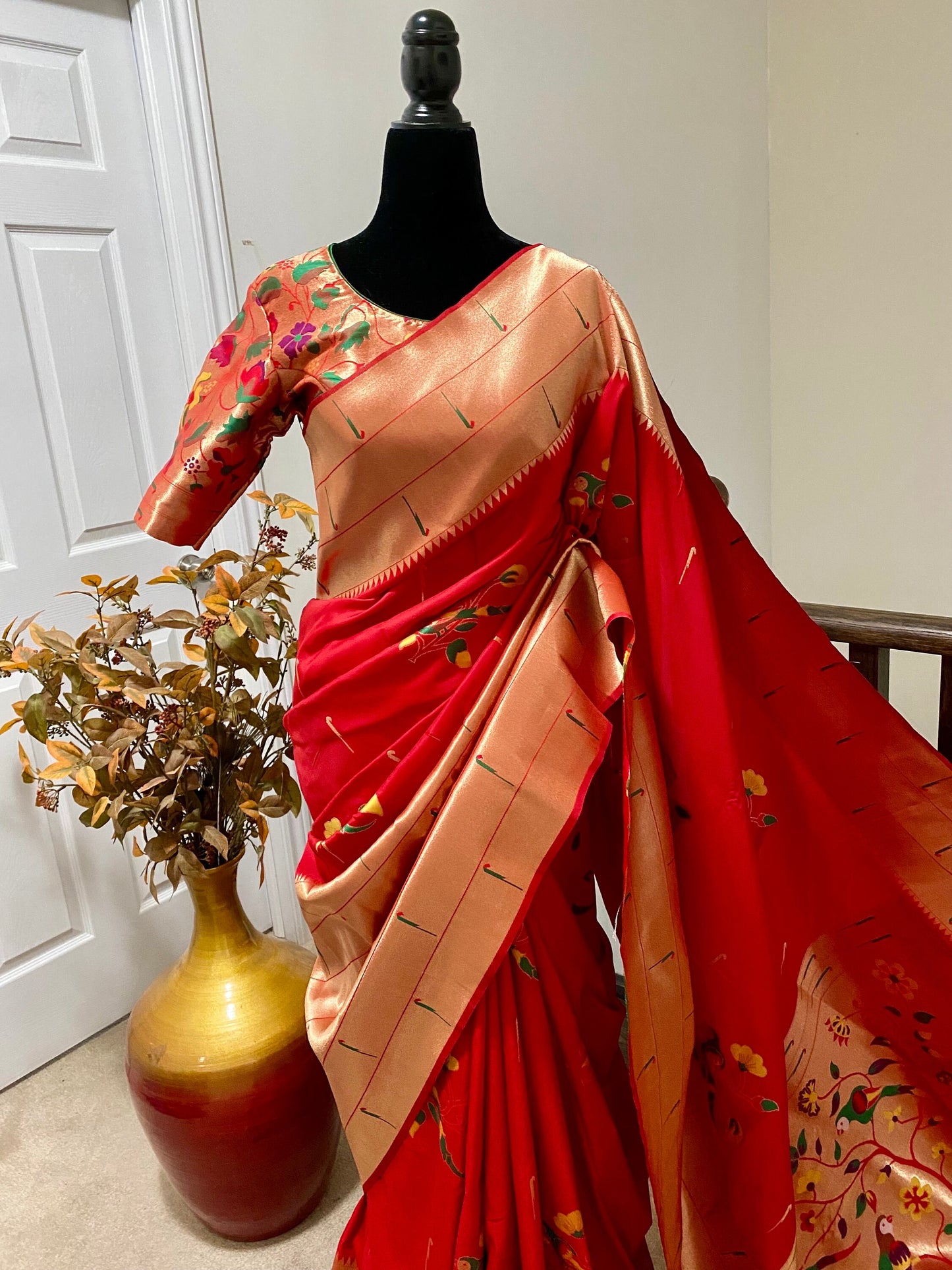 Beautiful Bnarasi Pythoni Saree with ready to wear designer blouse fits up to 32 to 42