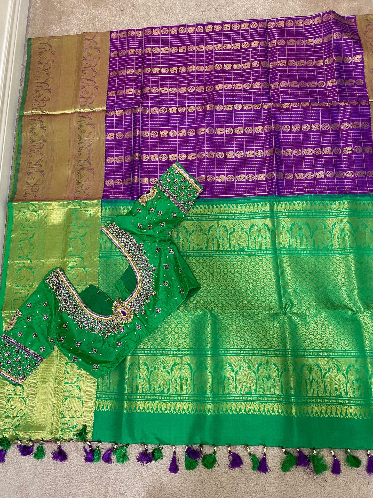 Kanchipuram pure silk handloom 2 jari Butta korvai with ready to wear hand made Maggam  blouse fits to 32 to 44