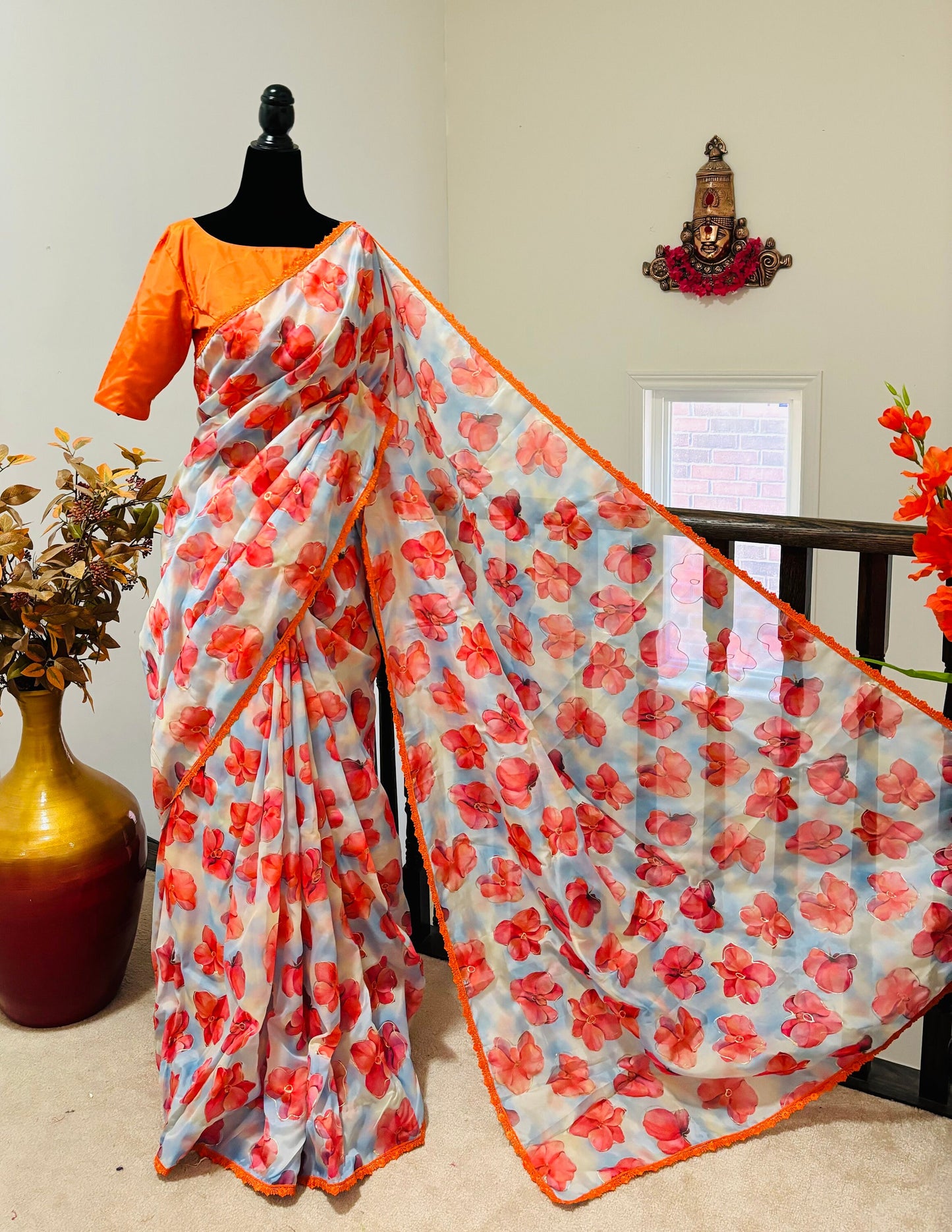 Beautiful Designer floral soft Organza Saree with beautiful lace ready to wear designer blouse fits to 32 to 46