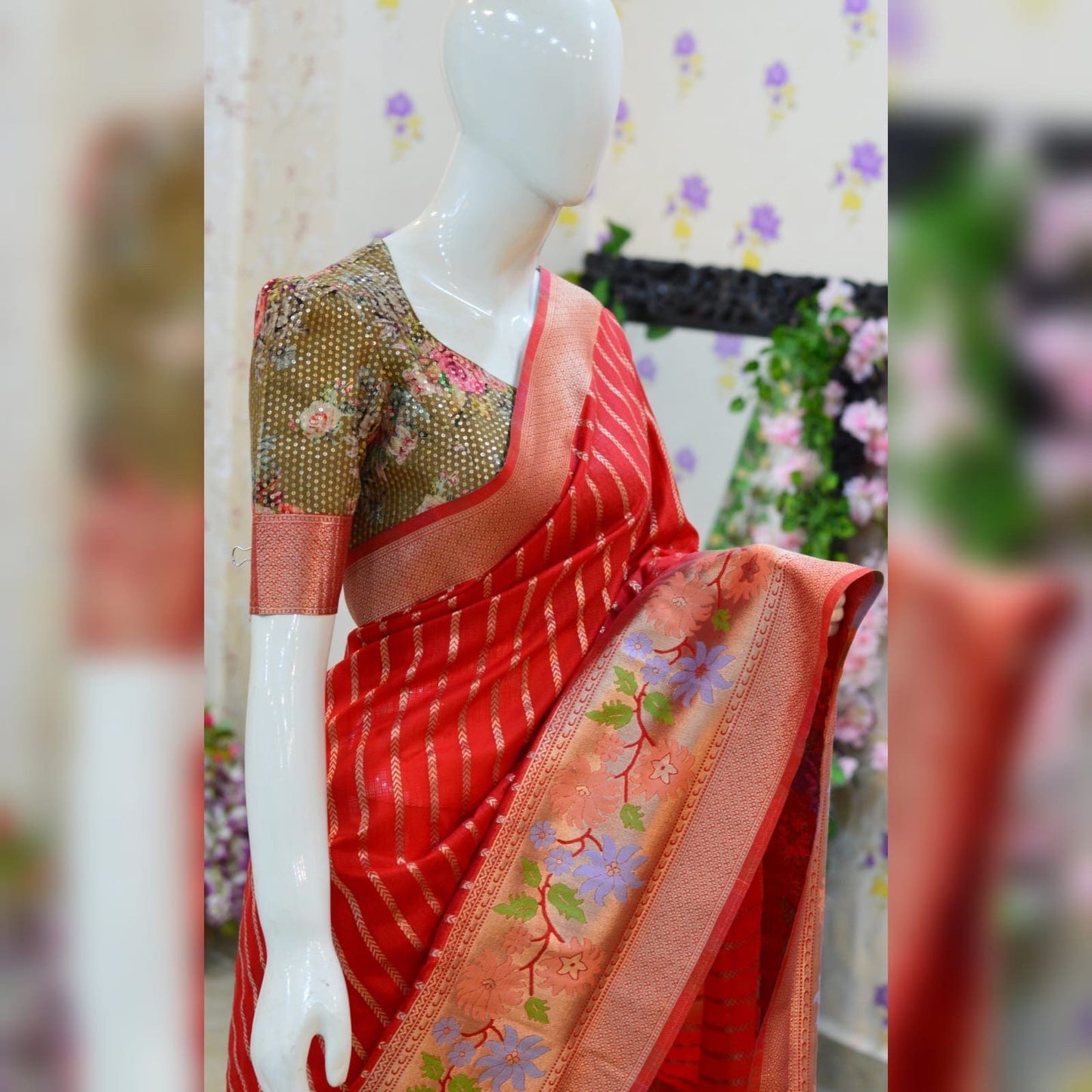 Beautiful kota silk saree paired up with pretty floral embroidery work blouse. Blouse sizes can be customized.