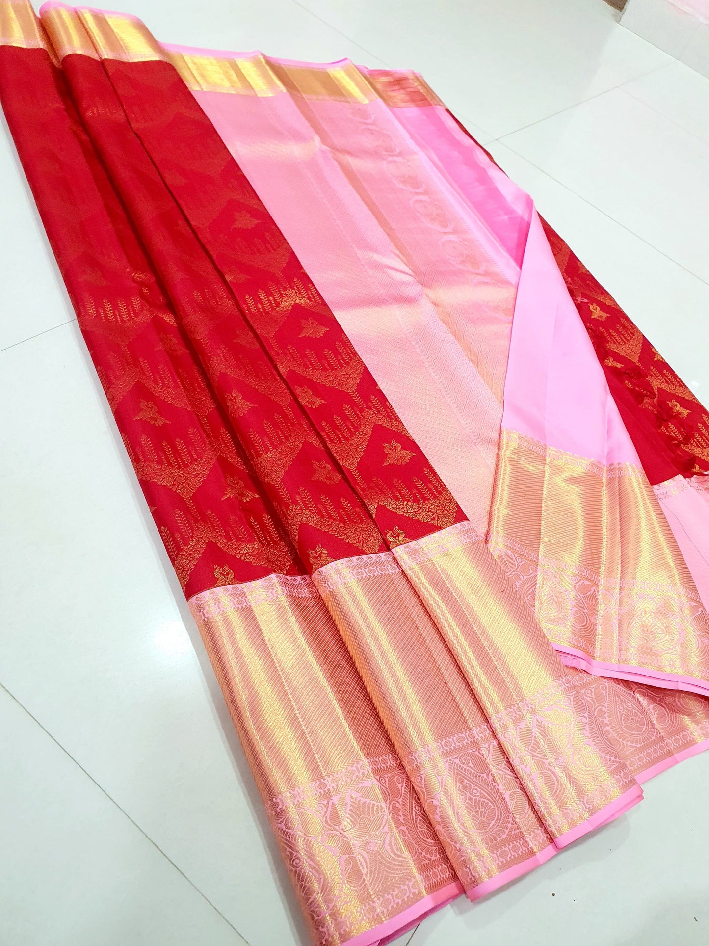 2 gram gold pure handloom  Silk celebrity saree  Kanjeevarm/Kanchipattu Sarees; see description / Ask seller before booking for availability