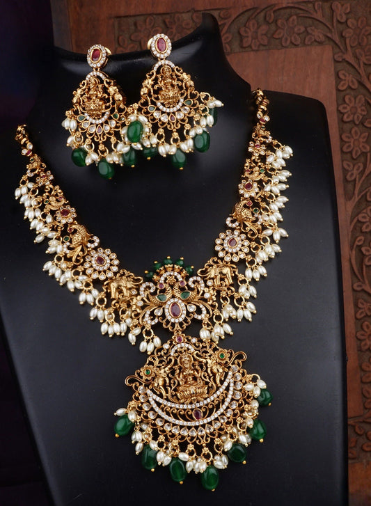 Hand made 24 carrot gold coated  beautifully done fresh water pearl and Kundan studded Necklace