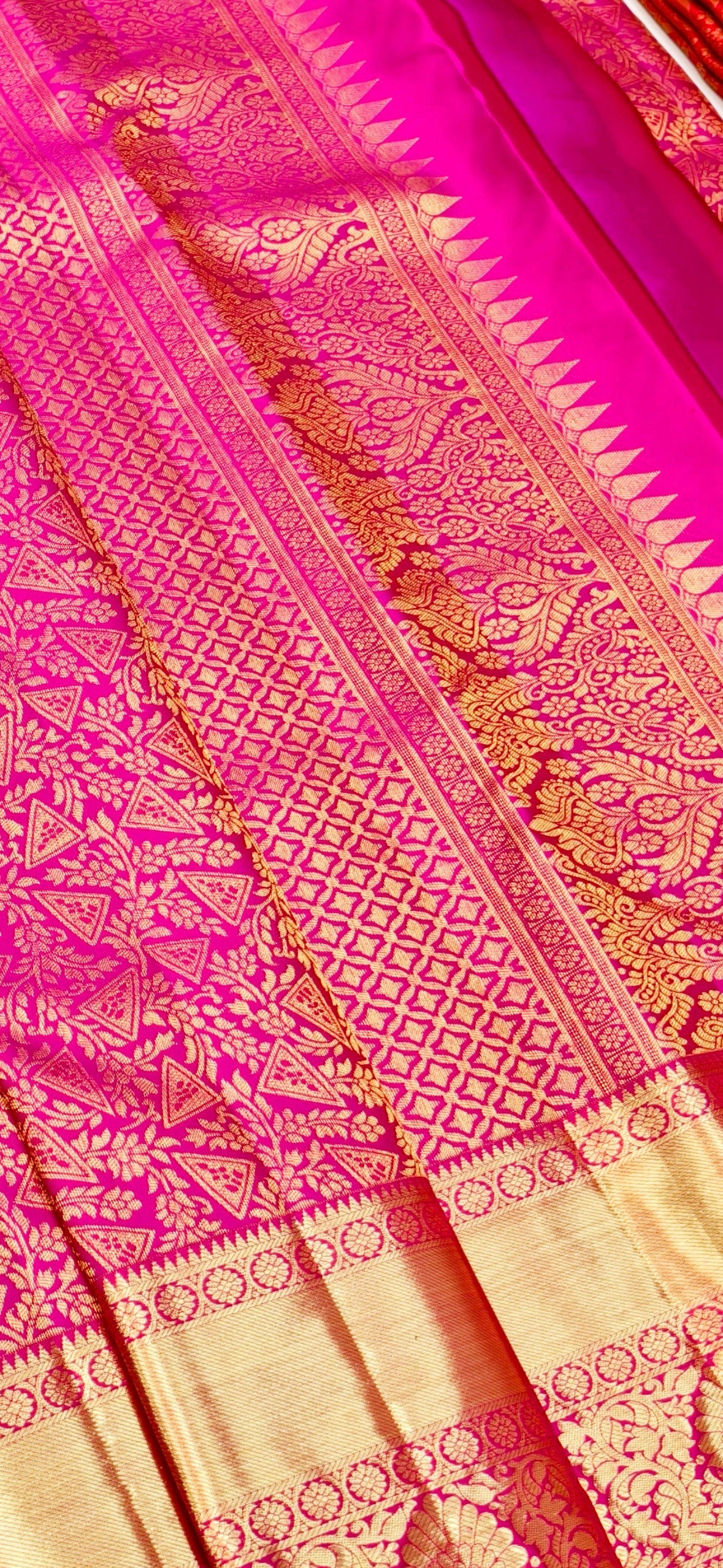 2gram gold pure handloom  Silk Kanjeevarm/Kanchipattu Sarees; see description / Ask seller before booking for availability