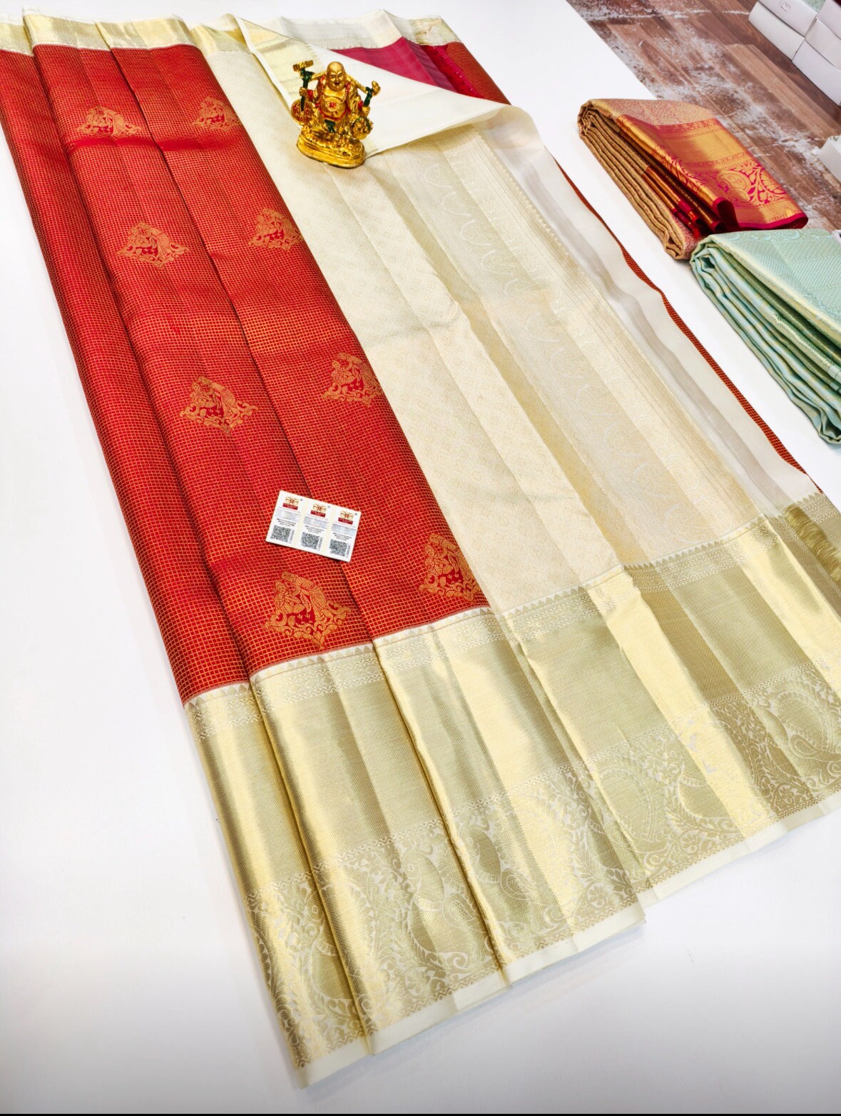 Bridal Exclusive 2 gram pure kanjeevaram / kanchipattu voira Voosi silk mark