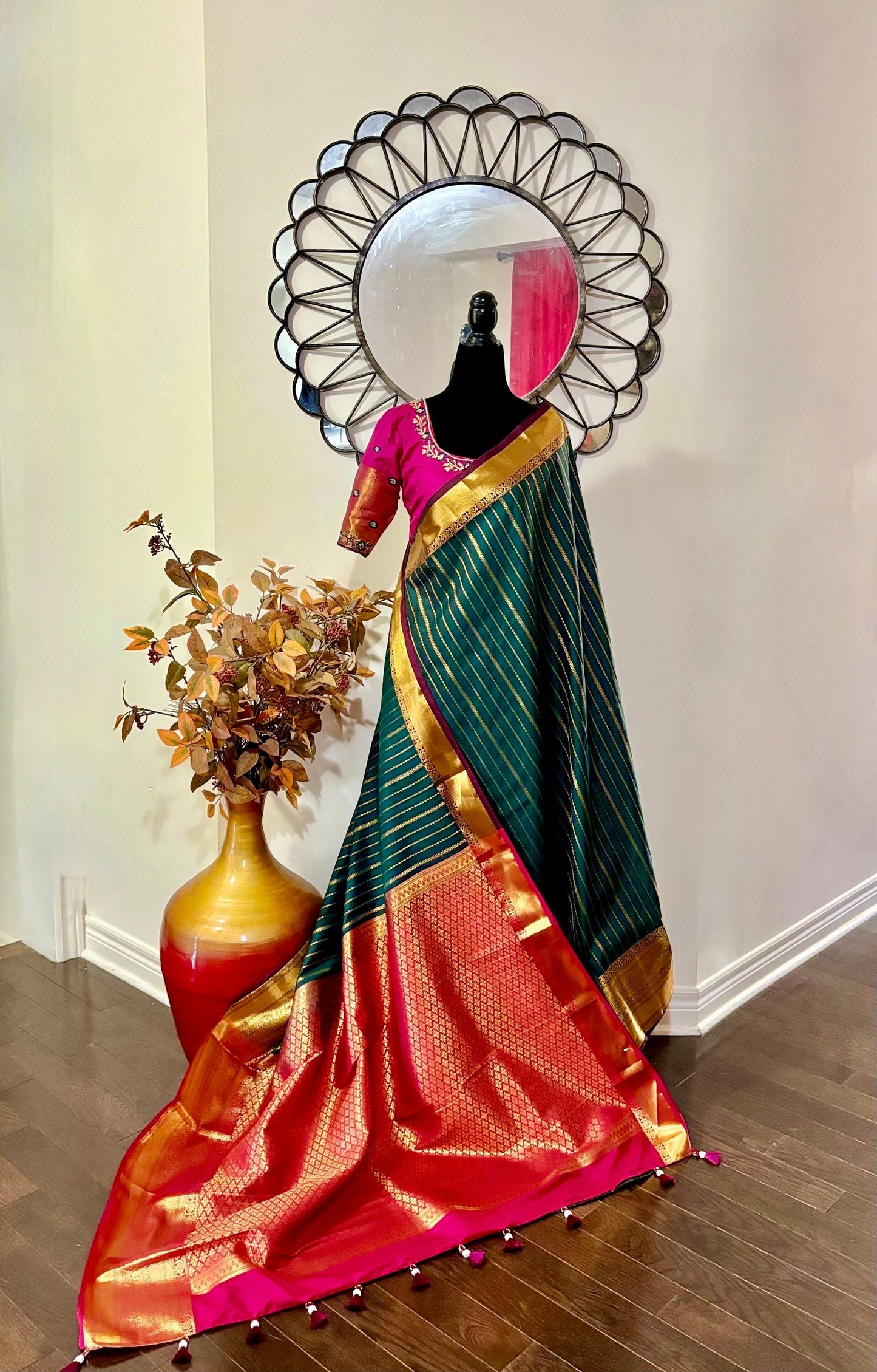 Pure Silk Kanjeevarm/Kanchipattu Sarees Saree is ready with beautiful Maggam work fits to 32 to 46