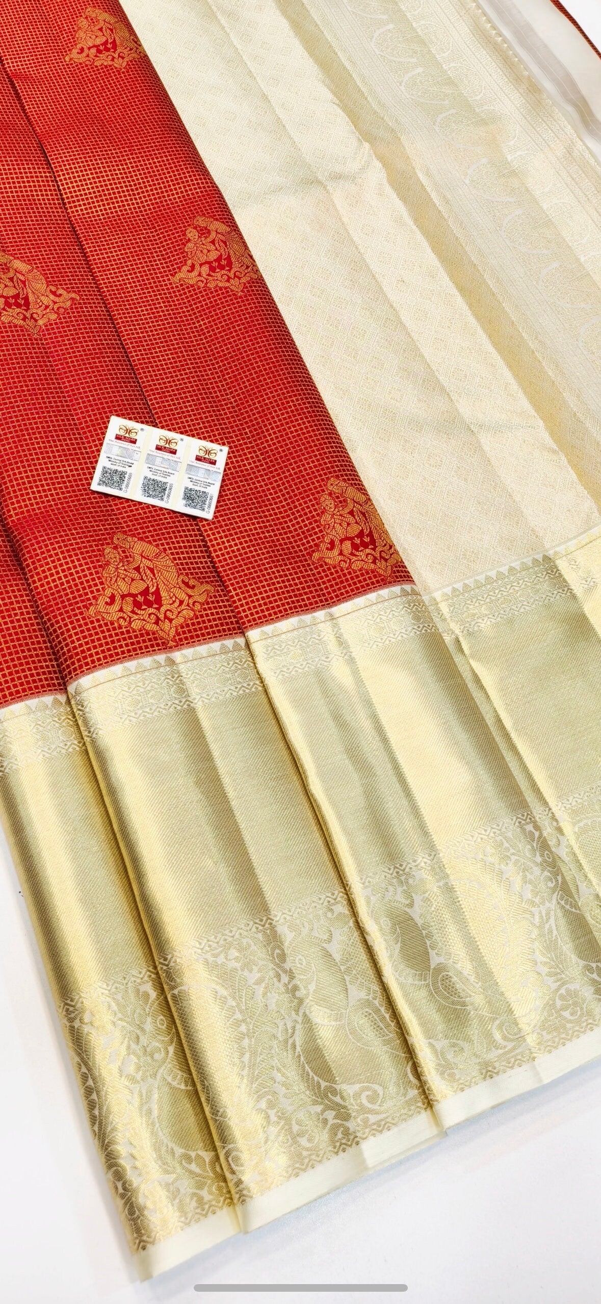 Bridal Exclusive 2 gram pure kanjeevaram / kanchipattu voira Voosi silk mark