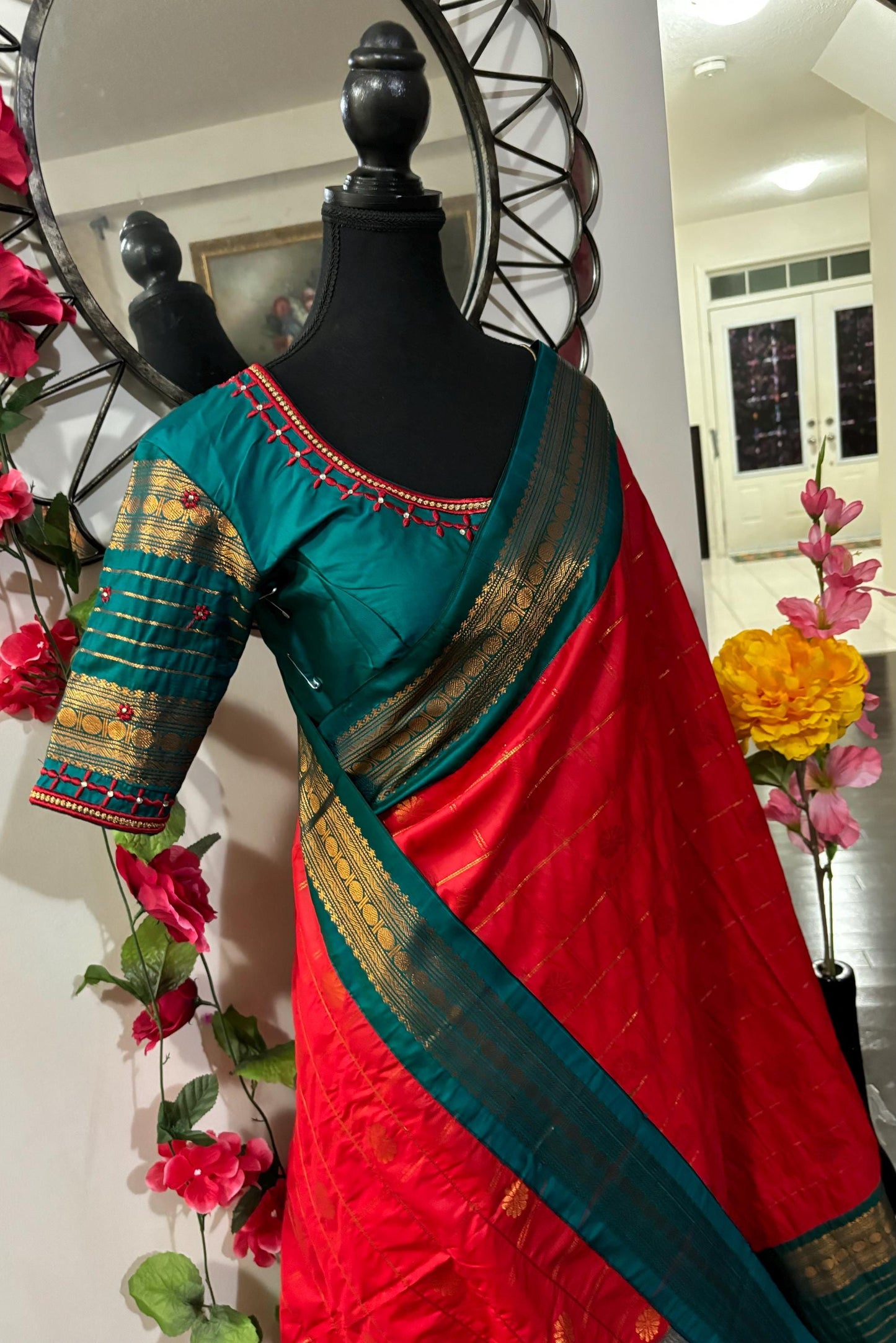 Gadwal fancy poweloom silk sarees ready to wear with embroidered blouse fits up to 32 -46 saree is ready fall pico beautiful colors