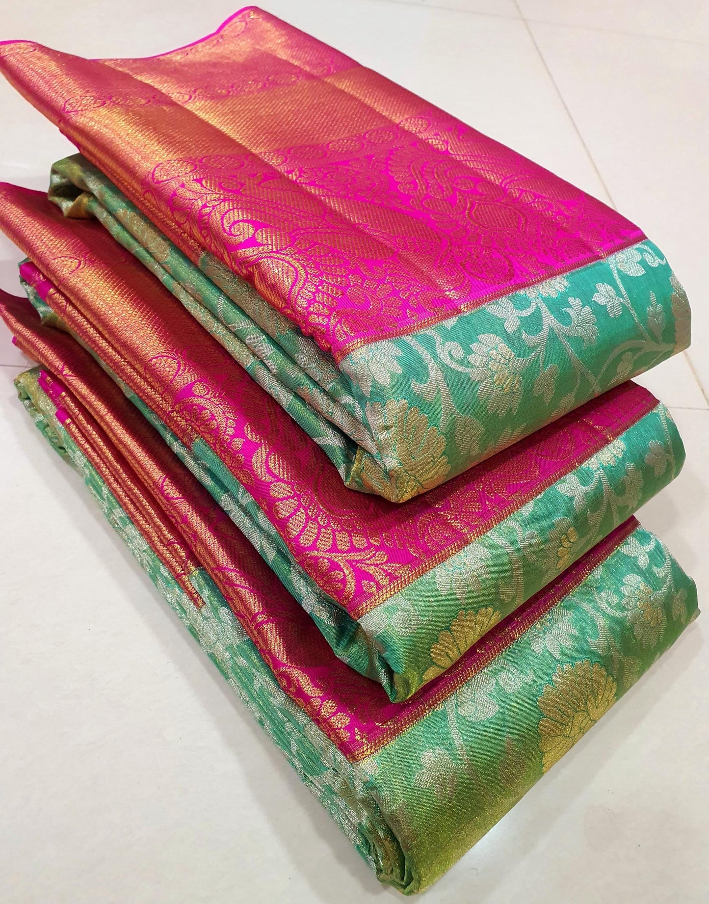 2 gram gold pure zari  Silk Kanjeevarm/Kanchipattu Sarees Handloom sarees ask seller before placing the order for availability