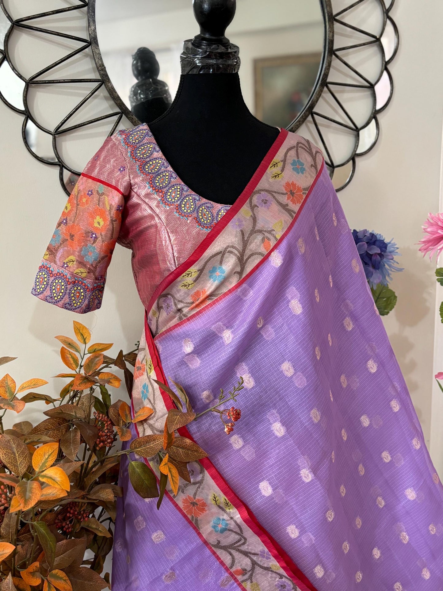 Beautiful Tissue Zari Kota saree with pythani Zari boardes and  paired up with pretty work blouse  blouse fits up to 32 to 46