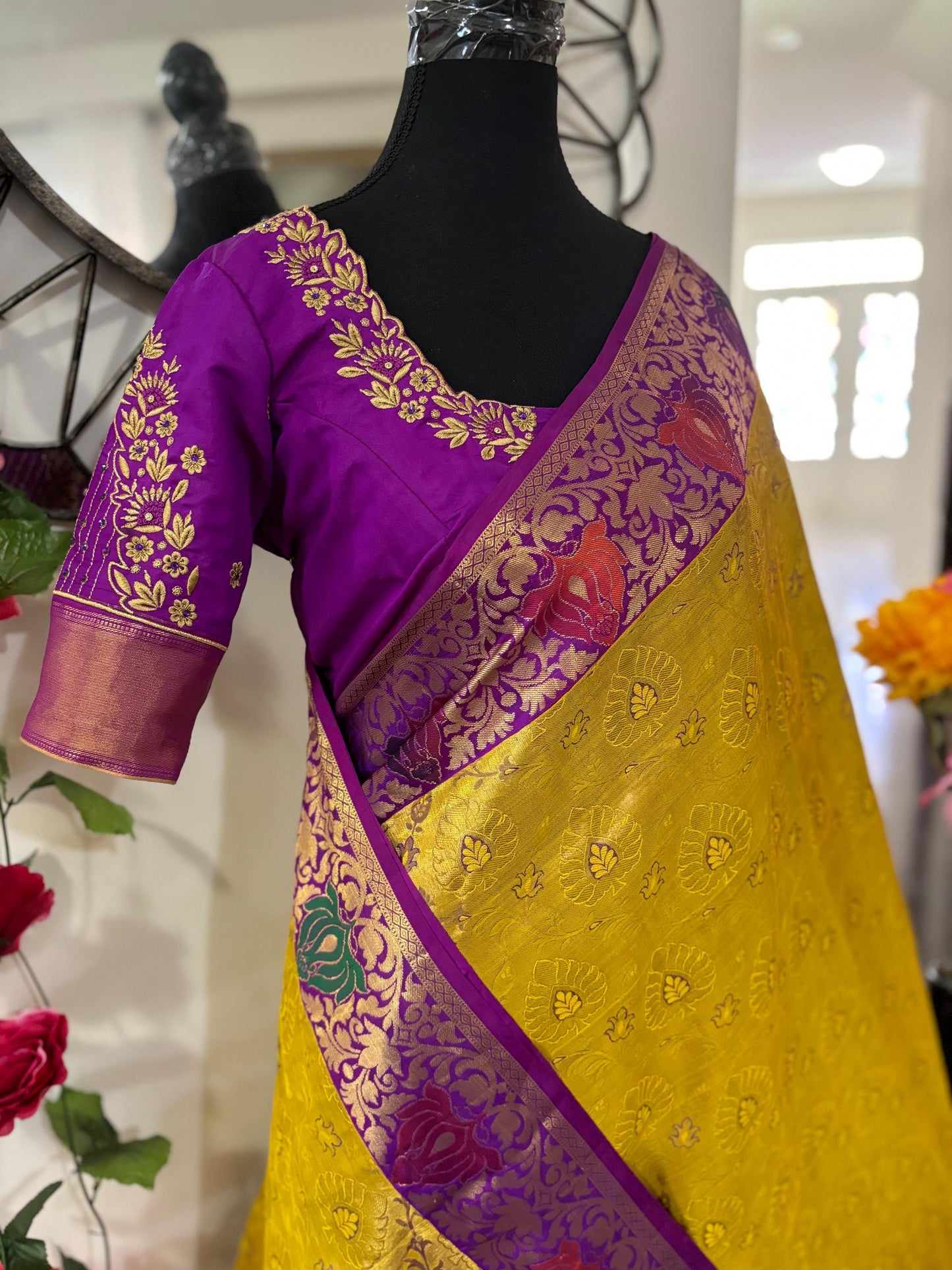 3 gram premium  gold  the original pure silk sarees full exclusive floral with elegant designer Kanjeevaram/kanchipattu excellent quality