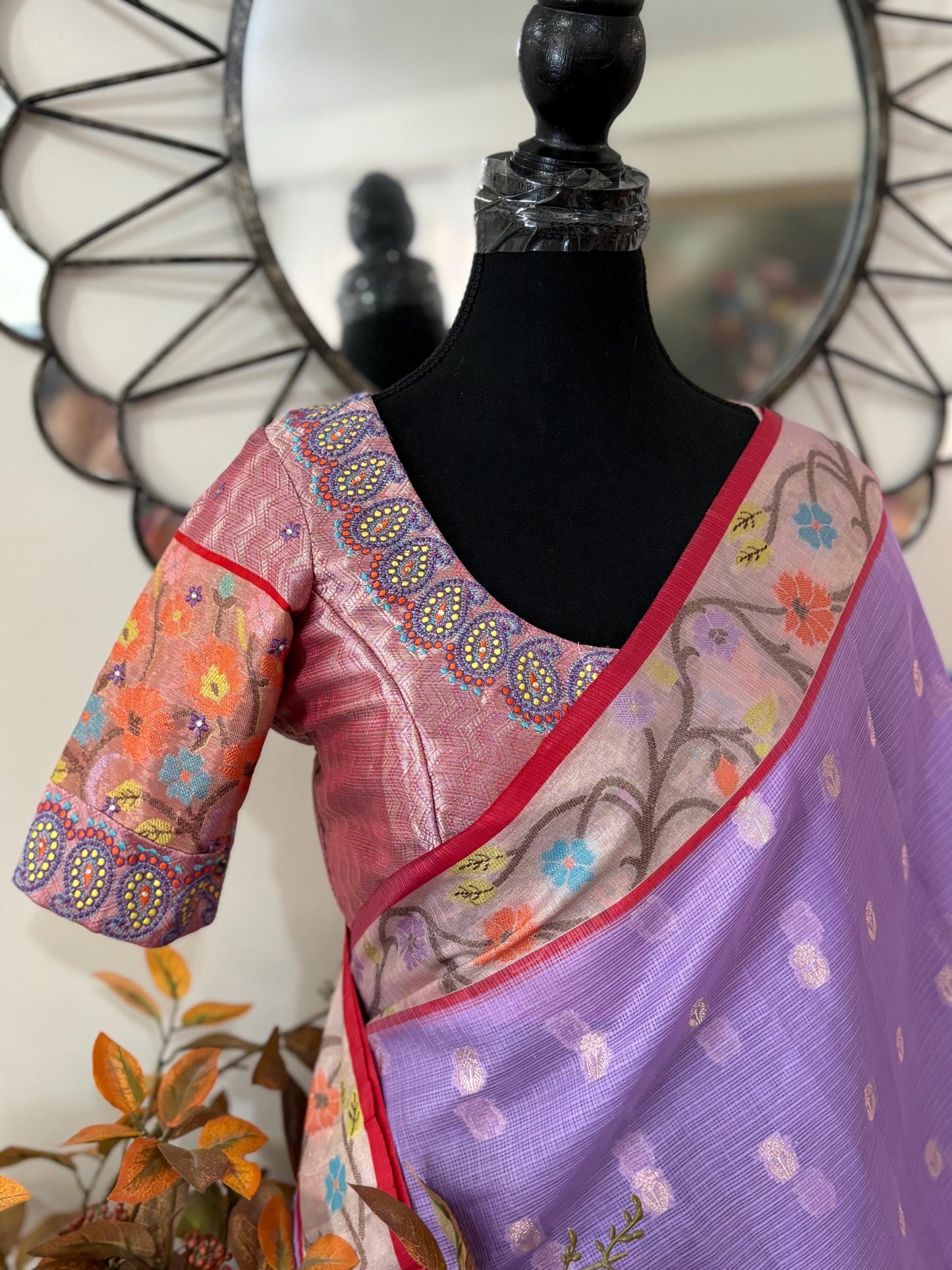 Beautiful Tissue Zari Kota saree with pythani Zari boardes and  paired up with pretty work blouse  blouse fits up to 32 to 46